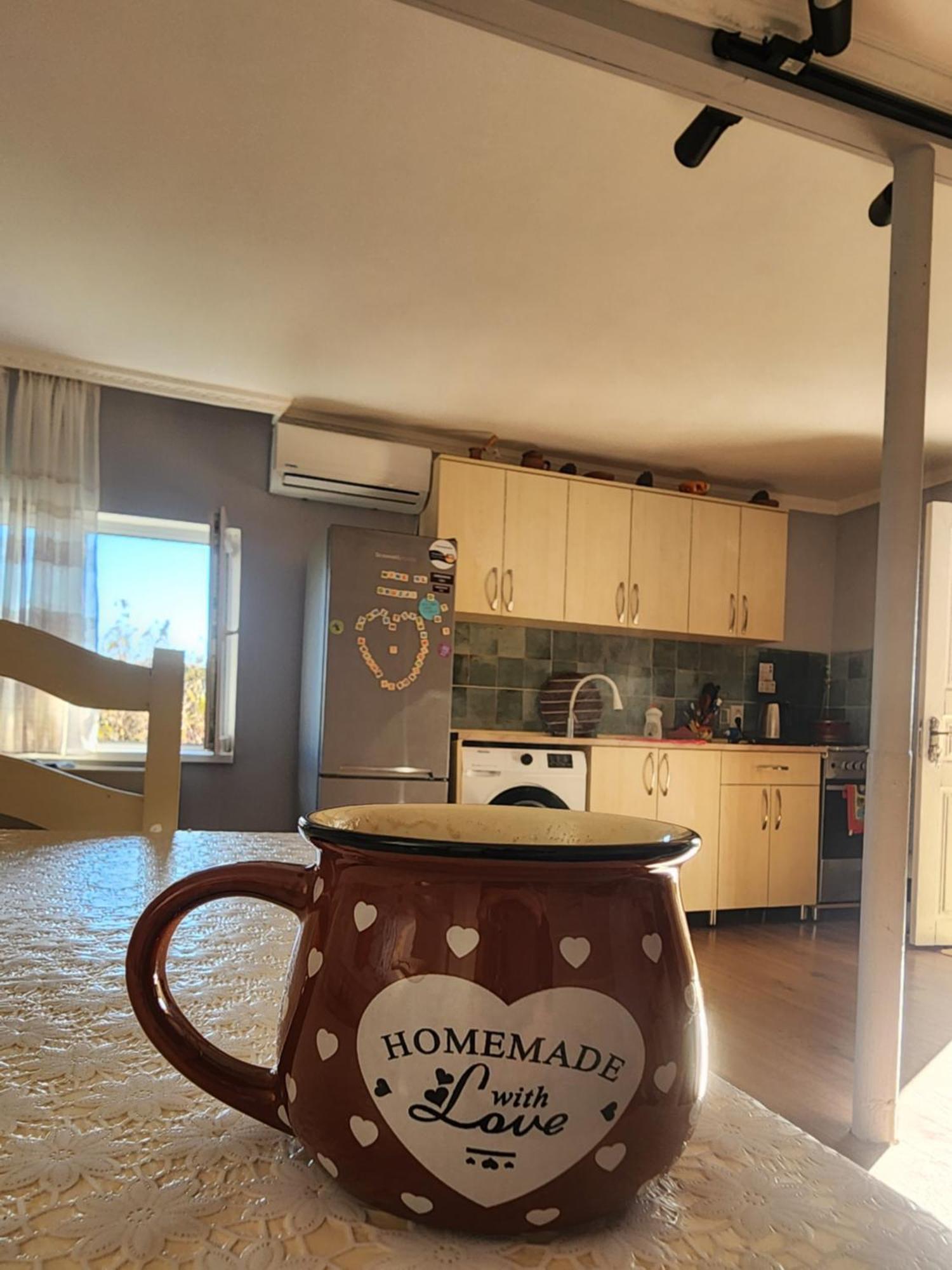 My Home Koetaisi Buitenkant foto