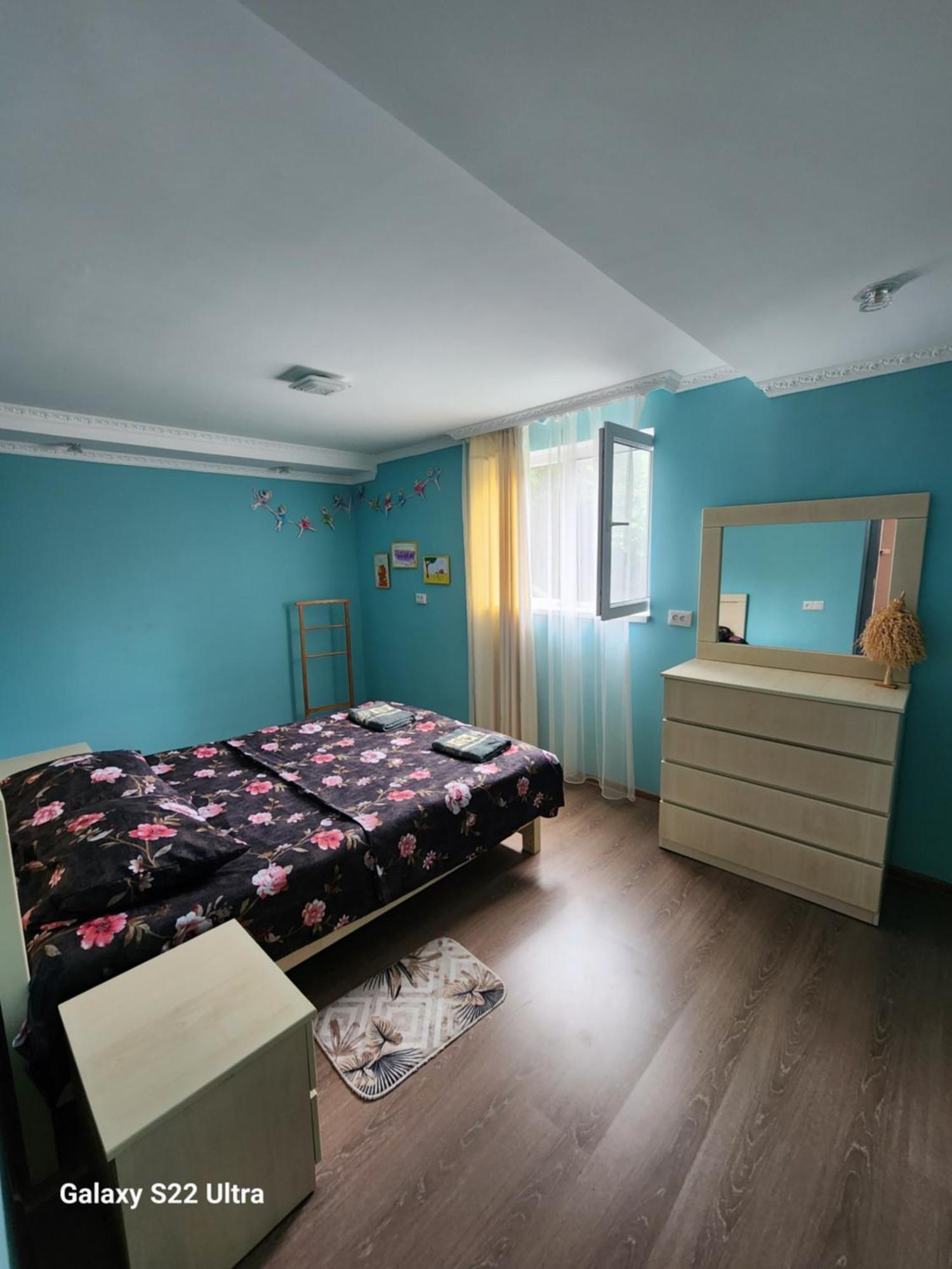My Home Koetaisi Kamer foto